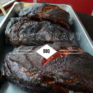 ⚡️Friday, Nov. 4th⚡️
::
Slow-smoked bbq is for dinner!
Don’t miss @backdraftbarbecue!
🔥 Windows up at 5pm!