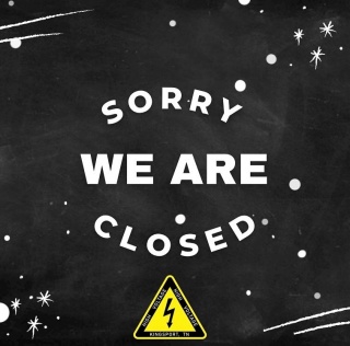 Hey everyone! 👋🏻
We will be closed this evening due to the forecast.
BUT
We will be back at it tomorrow and Saturday with cold beer and awesome food trucks.
•Friday, Jan. 7th- @spanquisfoodtruck is here! 🌶
•Saturday, Jan. 8th- @thetruckycheese is back! 🧀