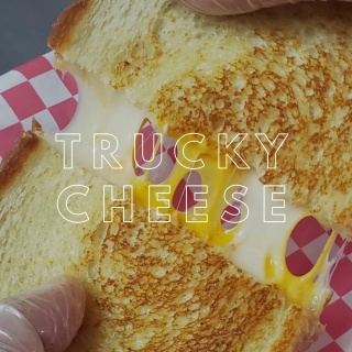 ⚡️Saturday, Jan. 8th⚡️
::
They’re back! 🎉
🧀 @thetruckycheese will be here for dinner starting at 5pm!