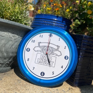 YOU COULD WIN…
::
A @budlight light up clock! 
So you can always remind yourself 
🎶 “It’s 5 o’clock somewhere” 🎶

Courtesy of Holston Distributing 
::
When you turn in your completed passport you will be entered in our prize drawing where you could win THIS and some other pretty rad prizes. 🤩
::
For information on the 
🏆 4rd Annual Tasty Buds Throwdown 🥊
see High Voltage’s social media.